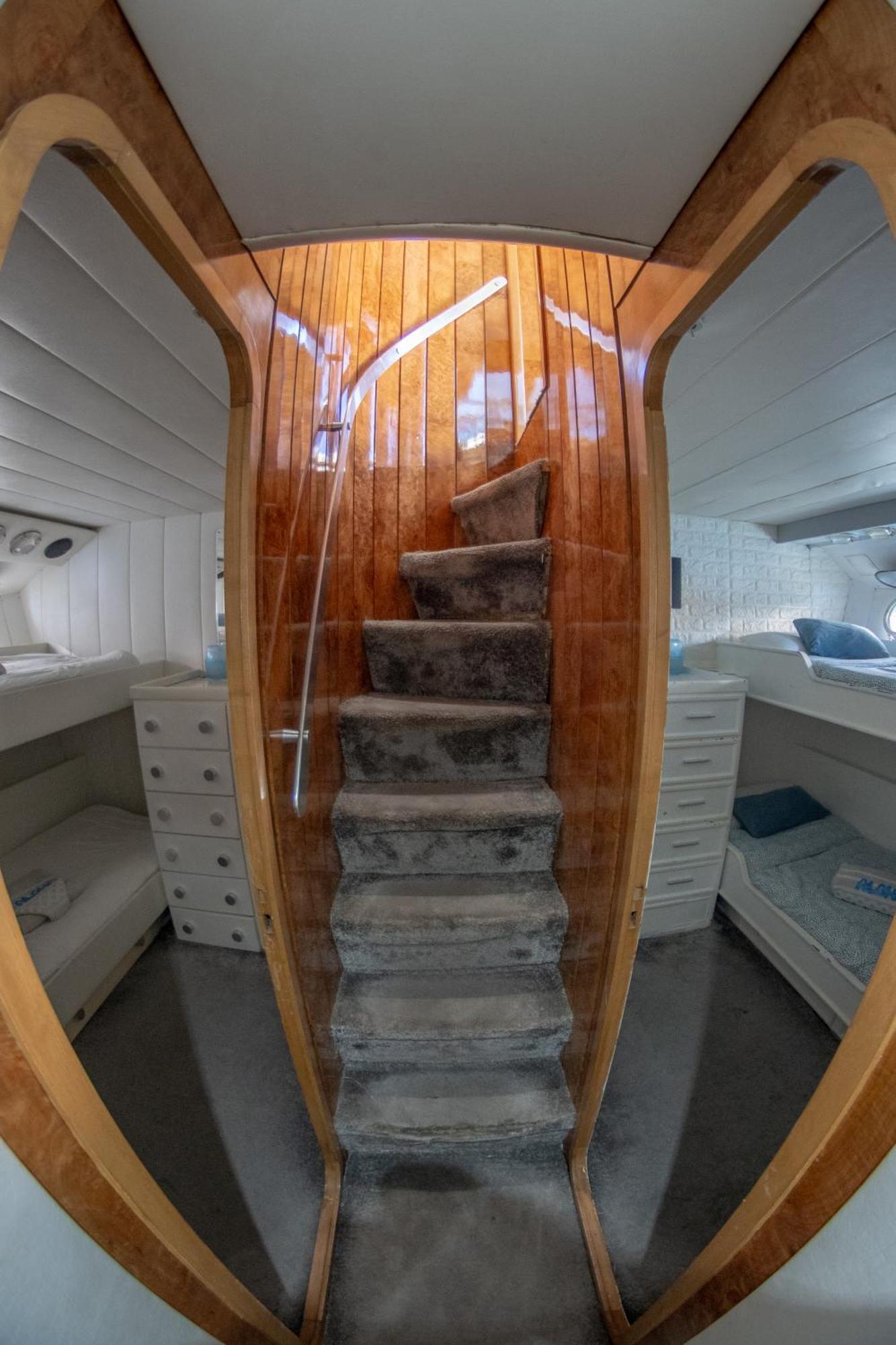 Boat Aloha Hotel ซานต์อาเตรียเดเบซอซ ภายนอก รูปภาพ